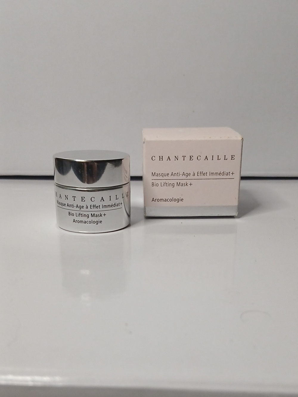 NIB 5 Ml Chantecaille Bio Lifting  Mask Aromacologie